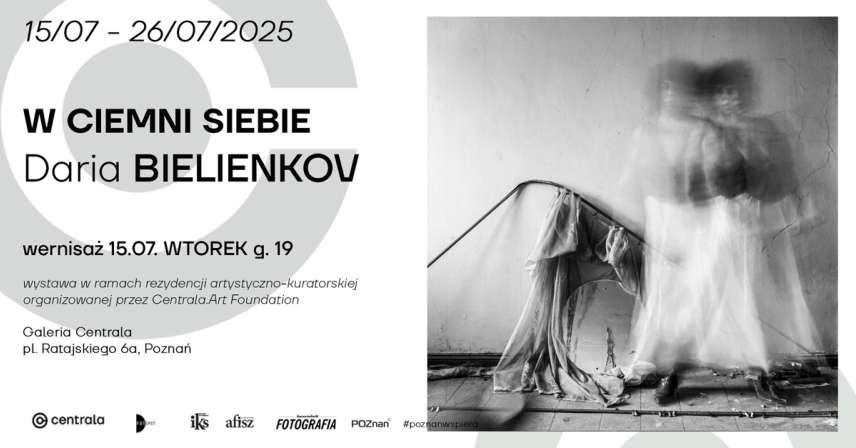 Daria Bielienkov - W ciemni siebie